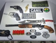 criminosos-sao-presos-em-velorio-com-revolver,-espingarda,-facao-e-municoes-em-arapiraca