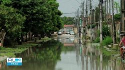 chuva-provoca-alagamentos-e-deixa-familias-desalojadas-em-rio-largo,-al