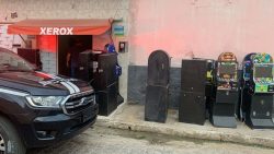 policia-apreende-17-maquinas-caca-niqueis-em-estabelecimento-em-pao-de-acucar,-al