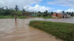 rio-jacuipe-transborda-e-defesa-civil-emite-alerta-para-areas-de-risco