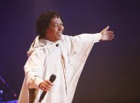 djavan-alerta-que-criminosos-tem-usado-seu-nome-em-golpes-nas-redes-sociais