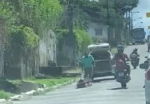 caixao-cai-de-carro-funerario-em-ladeira-de-maceio;-video