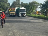 protesto-de-moradores-por-falta-de-agua-em-rio-largo-causa-grande-congestionamento